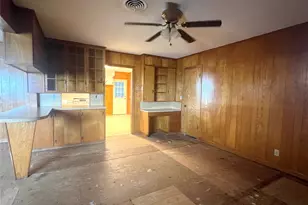 1080 Co Rd 424, El Campo, TX 77437 - Photo 9