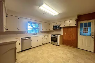 1080 Co Rd 424, El Campo, TX 77437 - Photo 11