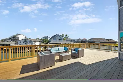 210 Easterly, Tiki Island, TX 77554 - Photo 25