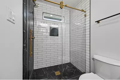 512 W Jefferson Street, Brenham, TX 77833 - Photo 17