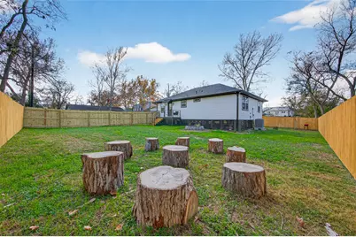 512 W Jefferson Street, Brenham, TX 77833 - Photo 33