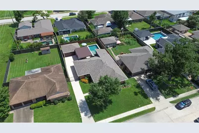 6550 Cindy Lane, Houston, TX 77008 - Photo 31