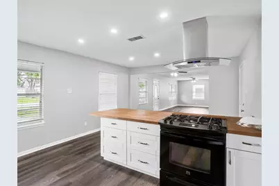 6421 Teluco Street, Houston, TX 77055 - Photo 3