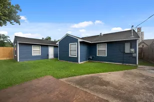 6421 Teluco St, Houston, TX 77055 - Photo 25