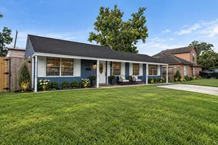 6421 Teluco St, Houston, TX 77055 - Photo 1
