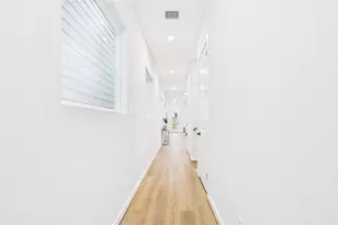 5032 Creekmont Dr, Houston, TX 77091 - Photo 7