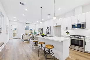 5032 Creekmont Dr, Houston, TX 77091 - Photo 11