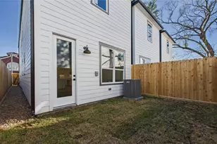 5032 Creekmont Dr, Houston, TX 77091 - Photo 39