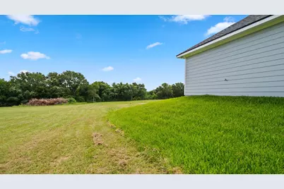 1874 Burleson, Brenham, TX 77833 - Photo 23
