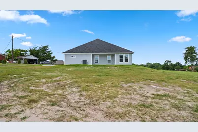 1874 Burleson, Brenham, TX 77833 - Photo 25