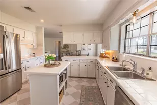 145 Camilla Cir, Bellville, TX 77418 - Photo 19