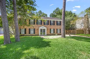 2142 Parkdale Dr, Houston, TX 77339 - Photo 3