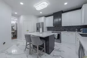 13431 Yaupon Holly Ln, Houston, TX 77044 - Photo 11