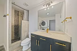 5925 Almeda Rd, Houston, TX 77004 - Photo 13