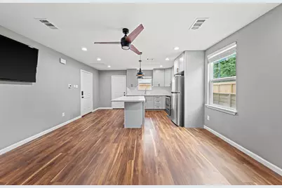 25804 Maplewood Drive, Spring, TX 77386 - Photo 5