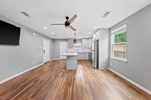 25804 Maplewood Dr, Spring, TX 77386 - Photo 5