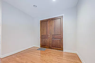 316 Litchfield Lane, Houston, TX 77024 - Photo 3