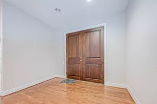 316 Litchfield Ln, Houston, TX 77024 - Photo 3