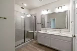 10312 Marston Vineyard Dr, Houston, TX 77025 - Photo 11