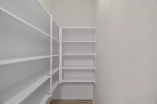 10312 Marston Vineyard Dr, Houston, TX 77025 - Photo 17