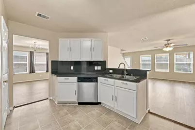 5031 Juniper Spring Trail, Katy, TX 77449 - Photo 3