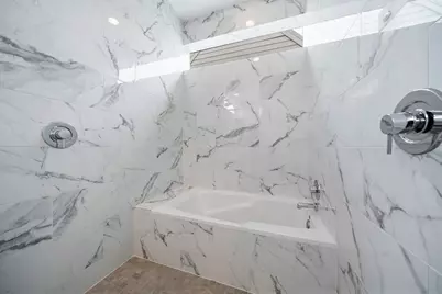 608 Middle Street #B, Houston, TX 77003 - Photo 17