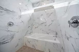 608 Middle St, Houston, TX 77003 - Photo 17