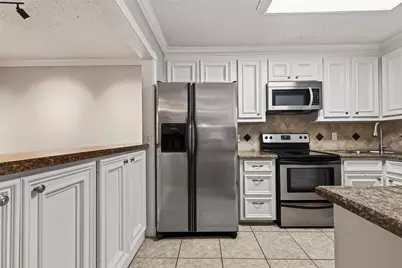 4727 Merwin Street #A, Houston, TX 77027 - Photo 3