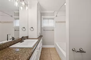 4727 Merwin St, Houston, TX 77027 - Photo 11