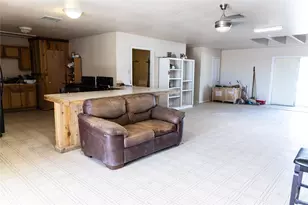 600 N E Ave, Kermit, TX 79745 - Photo 15