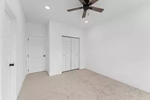 514 Melbourne St, Houston, TX 77022 - Photo 25