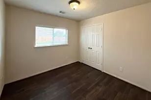 13102 Castlewind Ln, Pearland, TX 77584 - Photo 23