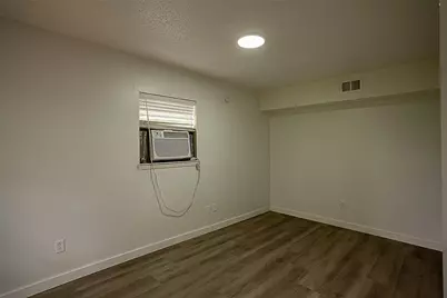 565 25th Street, Beaumont, TX 77706 - Photo 11