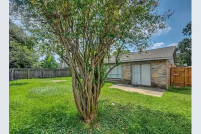8406 Daycoach Lane, Houston, TX 77064 - Photo 19