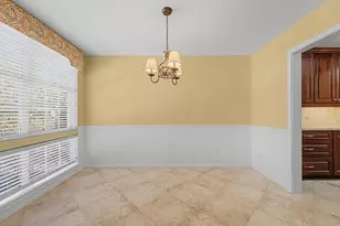 10103 Olympia Dr, Houston, TX 77042 - Photo 9