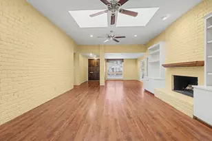 10103 Olympia Dr, Houston, TX 77042 - Photo 3