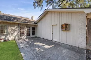 10103 Olympia Dr, Houston, TX 77042 - Photo 25