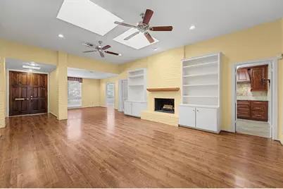 10103 Olympia Drive, Houston, TX 77042 - Photo 5