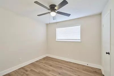 6527 Zapata Drive, Houston, TX 77083 - Photo 19