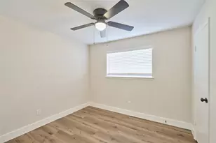 6527 Zapata Dr, Houston, TX 77083 - Photo 19
