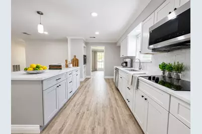 14011 Wickersham Lane, Houston, TX 77077 - Photo 3