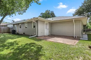 1711 Beusch Dr, Pasadena, TX 77502 - Photo 31