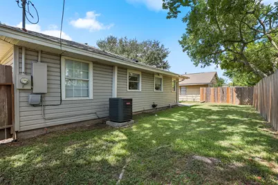 1711 Beusch Drive, Pasadena, TX 77502 - Photo 29