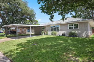 1711 Beusch Dr, Pasadena, TX 77502 - Photo 3