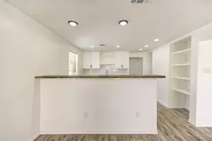 7811 St Louis St, Houston, TX 77028 - Photo 13