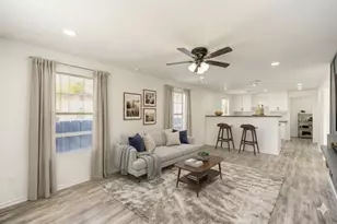 7811 St Louis St, Houston, TX 77028 - Photo 5