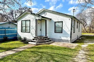 7811 St Louis St, Houston, TX 77028 - Photo 3