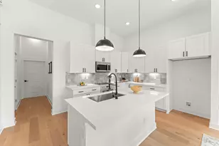 1008 Tuskegee Heights Ln, Houston, TX 77091 - Photo 9