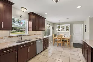 1754 Nocturne Ln, Houston, TX 77043 - Photo 5
