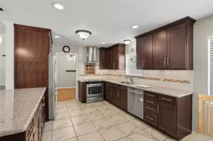 1754 Nocturne Ln, Houston, TX 77043 - Photo 15